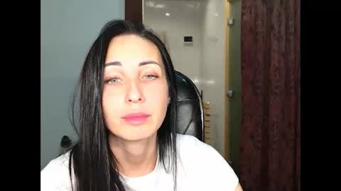 LinaLivee online show from October 30, 9:49 pm