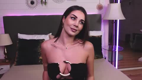 LinaReese online show from November 9, 5:36 am