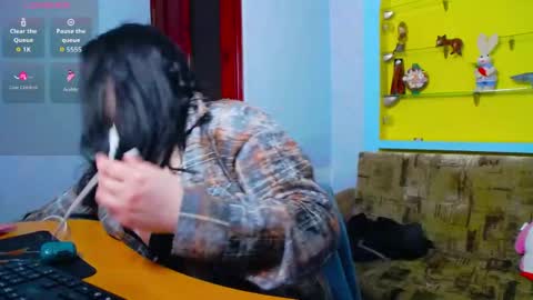 Lina online show from April 13, 6:14 am