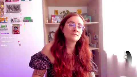 Giggles  online show from July 15, 5:17 pm