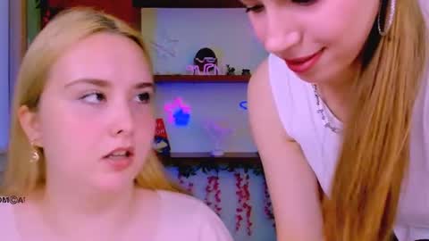 linda_lynx online show from July 18, 9:23 am