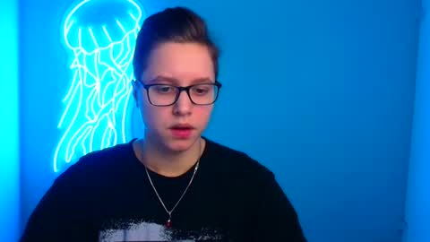 Linda online show from February 23, 6:29 pm