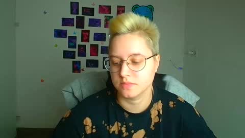 Linda online show from March 18, 12:21 pm