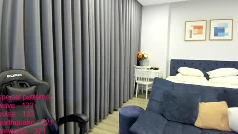 lindamei online show from November 27, 12:52 pm