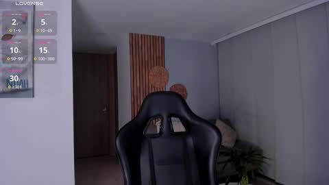 call me annie online show from October 29, 11:07 pm