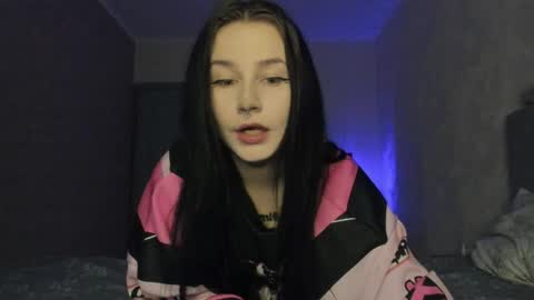 Lina online show from May 31, 11:49 am