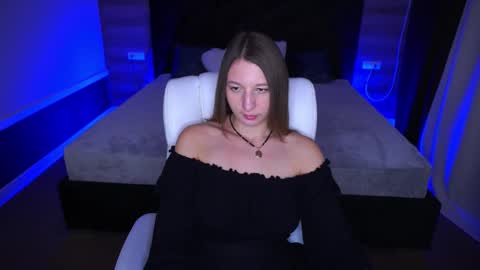 Lia online show from November 30, 9:08 pm