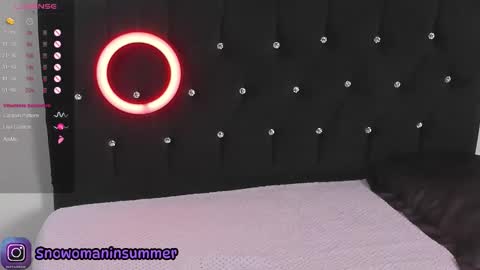 lips_sarasofia online show from October 26, 10:43 am