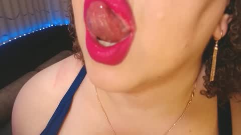 LIpsAddiction online show from May 26, 11:15 pm