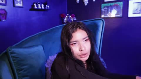 Lire online show from April 3, 6:33 am