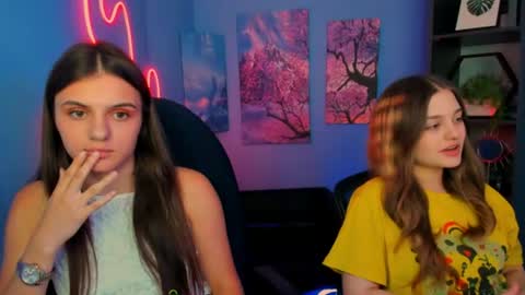 Lisa online show from June 24, 2:49 pm