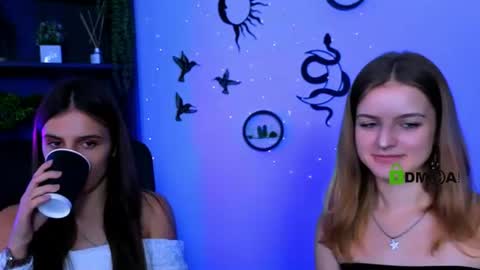 Lisa online show from July 14, 9:24 am
