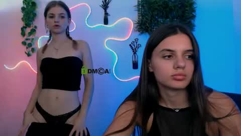 Lisa online show from August 3, 12:55 pm