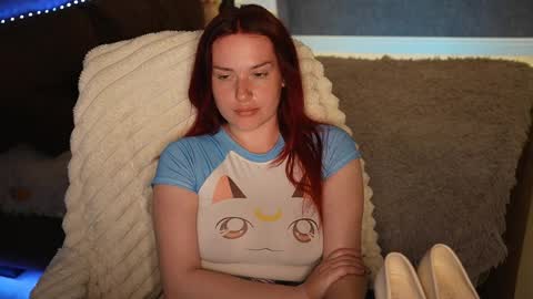 lisa_elfy online show from April 13, 3:46 pm