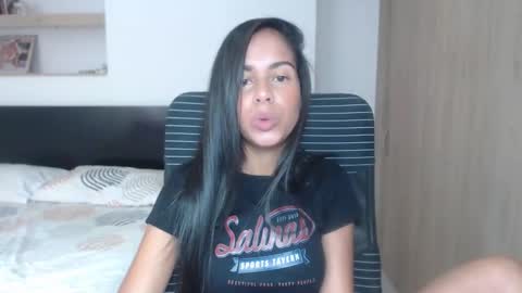 Lisa Santos online show from January 25, 2:41 pm