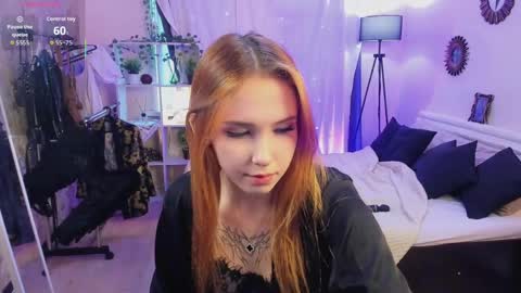 Lisa mano online show from April 8, 10:17 am