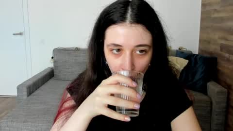 lisa_witty online show from July 14, 9:14 am