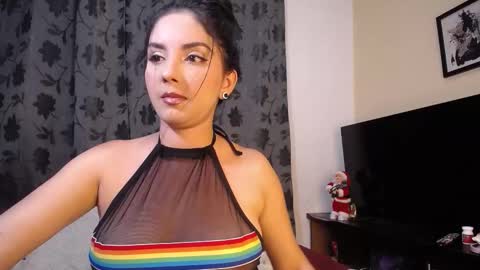 Lisa Harrison online show from November 11, 4:19 am