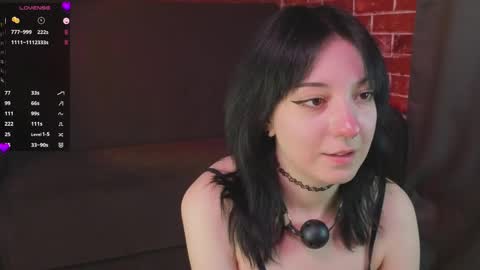 Lisa online show from March 29, 1:15 am