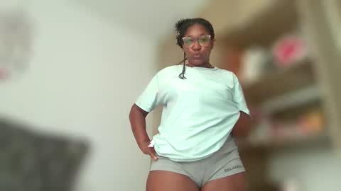 lisaebony2 online show from November 30, 1:59 pm