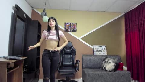Lisa Gray Independent Model online show from March 24, 7:30 pm