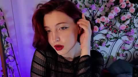 Snapshot of lisavamp chatting on October 13, 12:24 am LisaVamp online show from October 13, 12:24 am