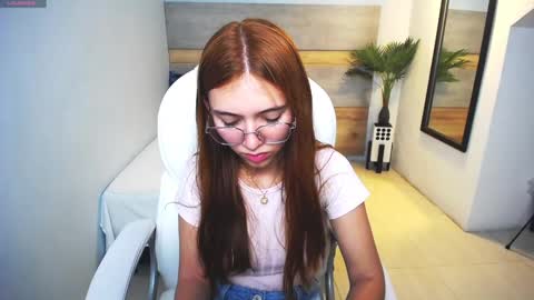 Liseth Fox online show from March 8, 5:30 pm