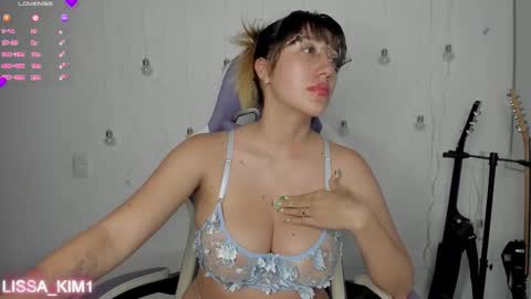 Lissa Kim  online show from November 13, 8:02 am