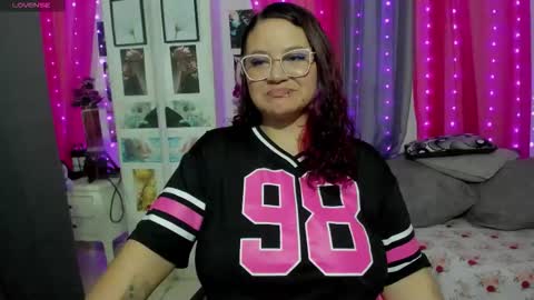 Snapshot of lissavillalobos chatting on October 2, 10:59 pm lissa online show from October 2, 10:59 pm