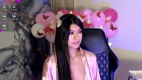 ss  online show from June 19, 8:23 pm