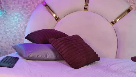 lisse_palmerr online show from February 16, 7:52 am