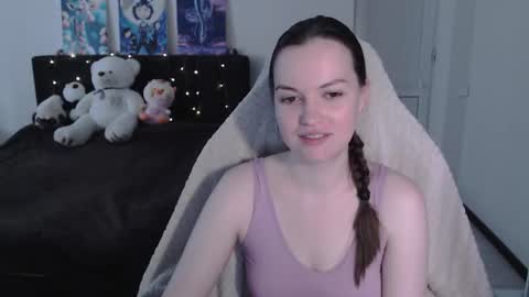 little__flowers online show from June 14, 8:47 am
