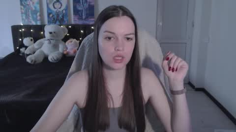 little__flowers online show from November 14, 8:03 am