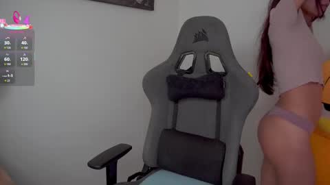 Help me reach 100 likes online show from September 28, 7:19 pm