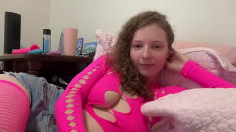 Kitty Chloe and Tamer online show from June 17, 6:20 pm