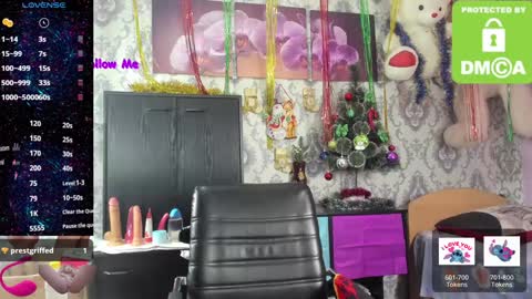 Snapshot of little_letti chatting on January 14, 5:51 am Letti online show from January 14, 5:51 am