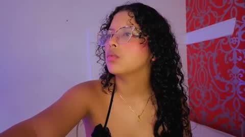 little_lilith_apple online show from September 11, 11:38 pm