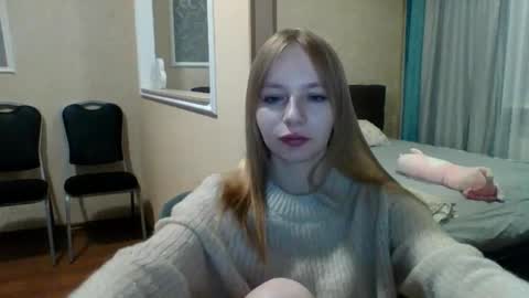 Snapshot of little_mariaa chatting on September 24, 5:23 pm Maria online show from September 24, 5:23 pm