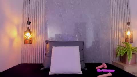 little_melody1 online show from June 11, 12:02 pm