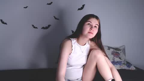 Alice.. online show from November 24, 10:50 am