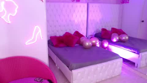 Paulette online show from July 26, 4:20 am
