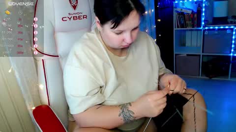 little_raiden online show from November 19, 3:06 am