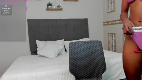 Linda online show from November 17, 11:44 am