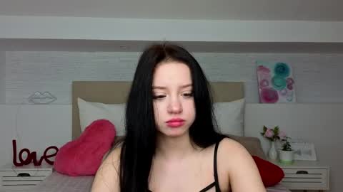 little_sweet1ie online show from March 1, 10:20 pm