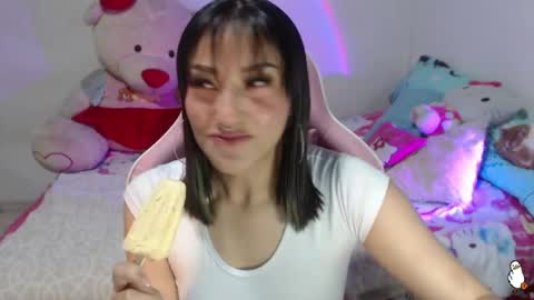 Daniela online show from August 7, 11:45 pm
