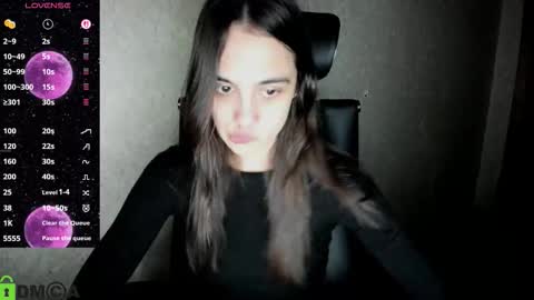 littleashleyy online show from March 13, 7:37 pm