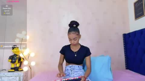Tania  online show from June 25, 7:59 pm