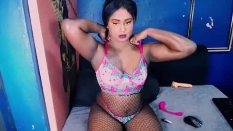 littleindianmilf online show from July 23, 5:48 am
