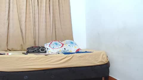 Snapshot of littlemia_777 chatting on September 22, 3:38 am Mia online show from September 22, 3:38 am