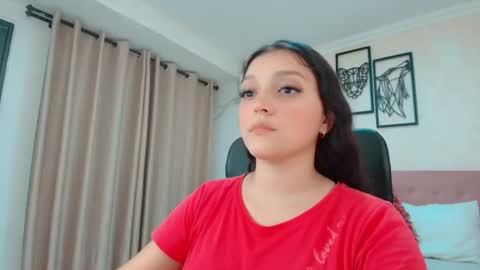 Sarahs Room online show from July 22, 11:17 pm